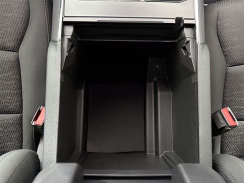 Used 2025 Ford F150 XLT w/ Equipment Group 302A MID image 34