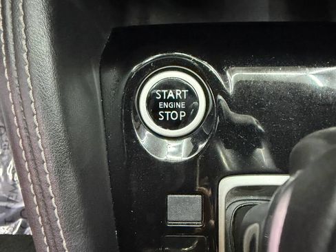 Used 2019 Nissan Kicks SR w/ Exterior Electronics Package FWD image 20