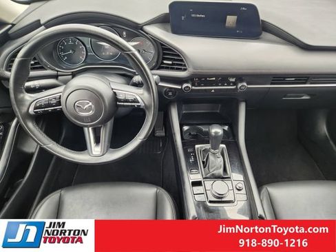 Used 2024 MAZDA MAZDA3 s FWD image 25