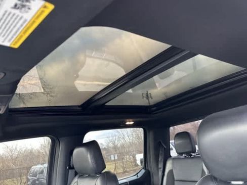 Used 2019 Ford F150 Raptor w/ Equipment Group 802A Luxury image 5