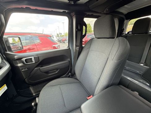 New 2026 Jeep Gladiator Sport AWD/4WD image 30