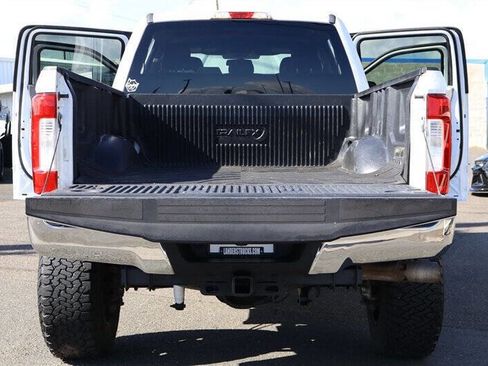 Used 2017 Ford F250 XLT image 34