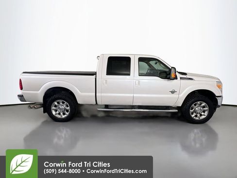 Used 2016 Ford F250 Lariat w/ Lariat Ultimate Package AWD/4WD image 17
