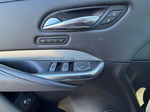 Used 2020 Cadillac XT4 Premium Luxury image 19