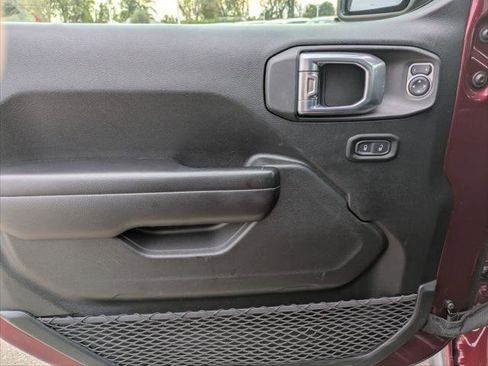 Used 2021 Jeep Gladiator Sport image 10