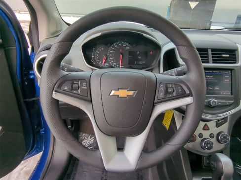 Used 2020 Chevrolet Sonic LT image 29