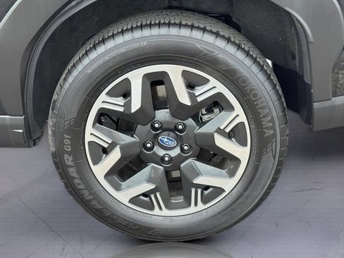 Certified 2025 Subaru Forester Premium w/ Convenience Package #1 AWD/4WD image 8