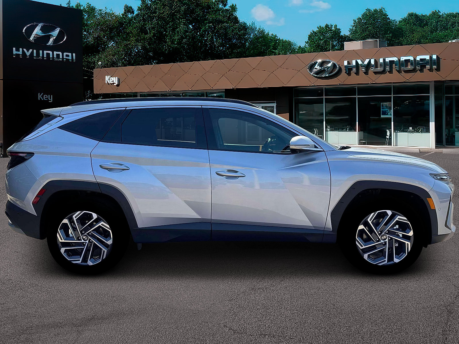 New 2026 Hyundai Tucson Limited AWD/4WD image 10