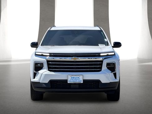 New 2026 Chevrolet Traverse LT w/ Driver Confidence Package FWD image 9