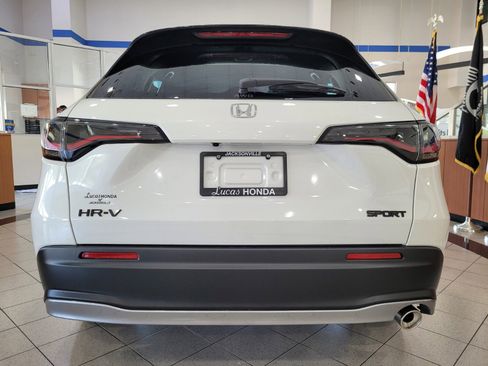 New 2026 Honda HR-V Sport image 5