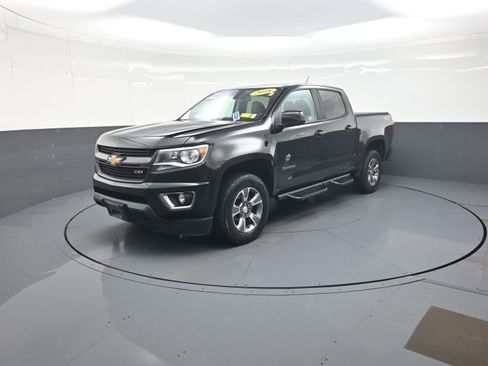 Used 2018 Chevrolet Colorado Z71 AWD/4WD image 7