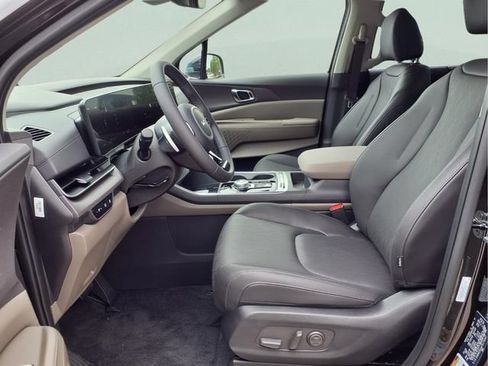 New 2026 Kia Carnival SX FWD image 15