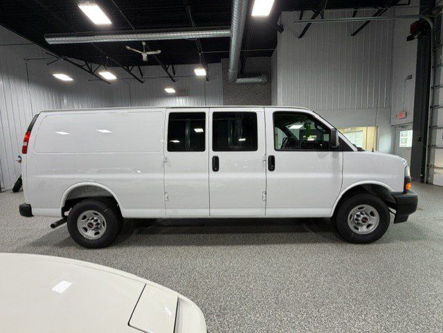 Certified 2026 GMC Savana 3500 Extended w/ Driver Convenience Package RWD image 6