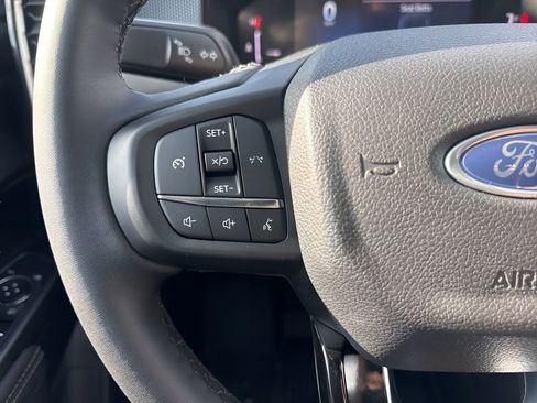 Used 2025 Ford Ranger XLT w/ Trailer Tow Package image 13