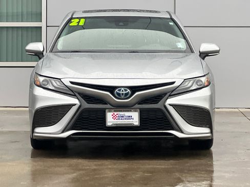 Used 2021 Toyota Camry XSE w/ Navigation Upgrade Package image 6