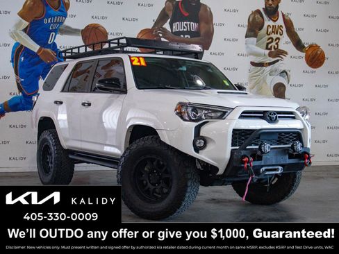 Used 2021 Toyota 4Runner Venture w/ Moonroof Package AWD/4WD image 1