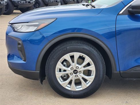 Used 2023 Ford Escape Active FWD image 9
