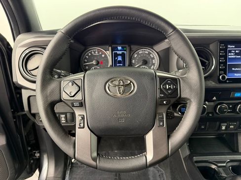 Used 2023 Toyota Tacoma TRD Sport AWD/4WD image 25