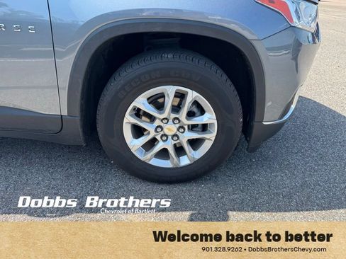 Used 2021 Chevrolet Traverse LT FWD image 10