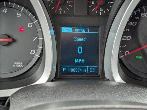 Used 2014 Chevrolet Equinox LS FWD image 24