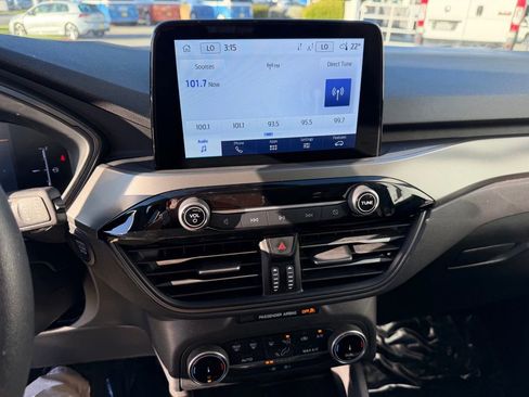 Used 2025 Ford Escape Active image 22