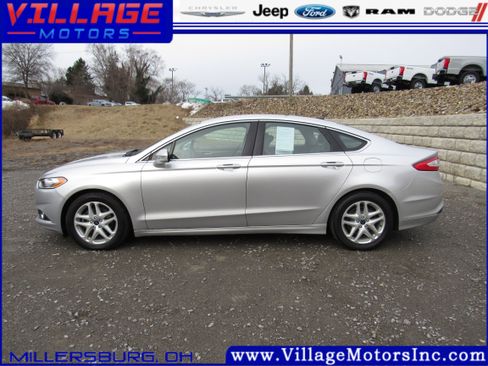Used 2014 Ford Fusion SE w/ Equipment Group 202A image 6