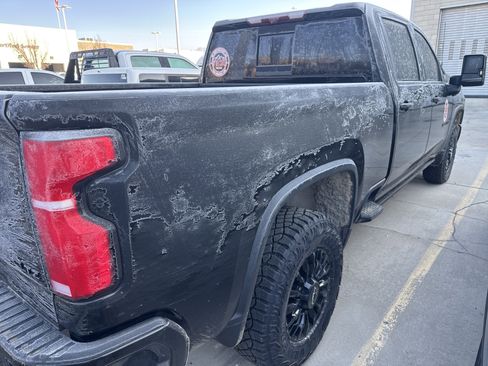 Used 2024 Chevrolet Silverado 3500 LTZ w/ LTZ Plus Package image 3