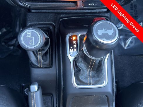 Used 2021 Jeep Wrangler Unlimited Sahara image 9