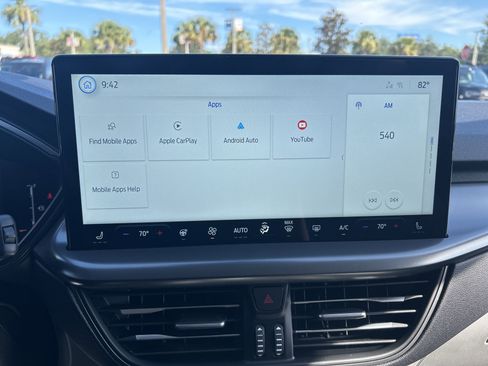 New 2025 Ford Escape SE image 21