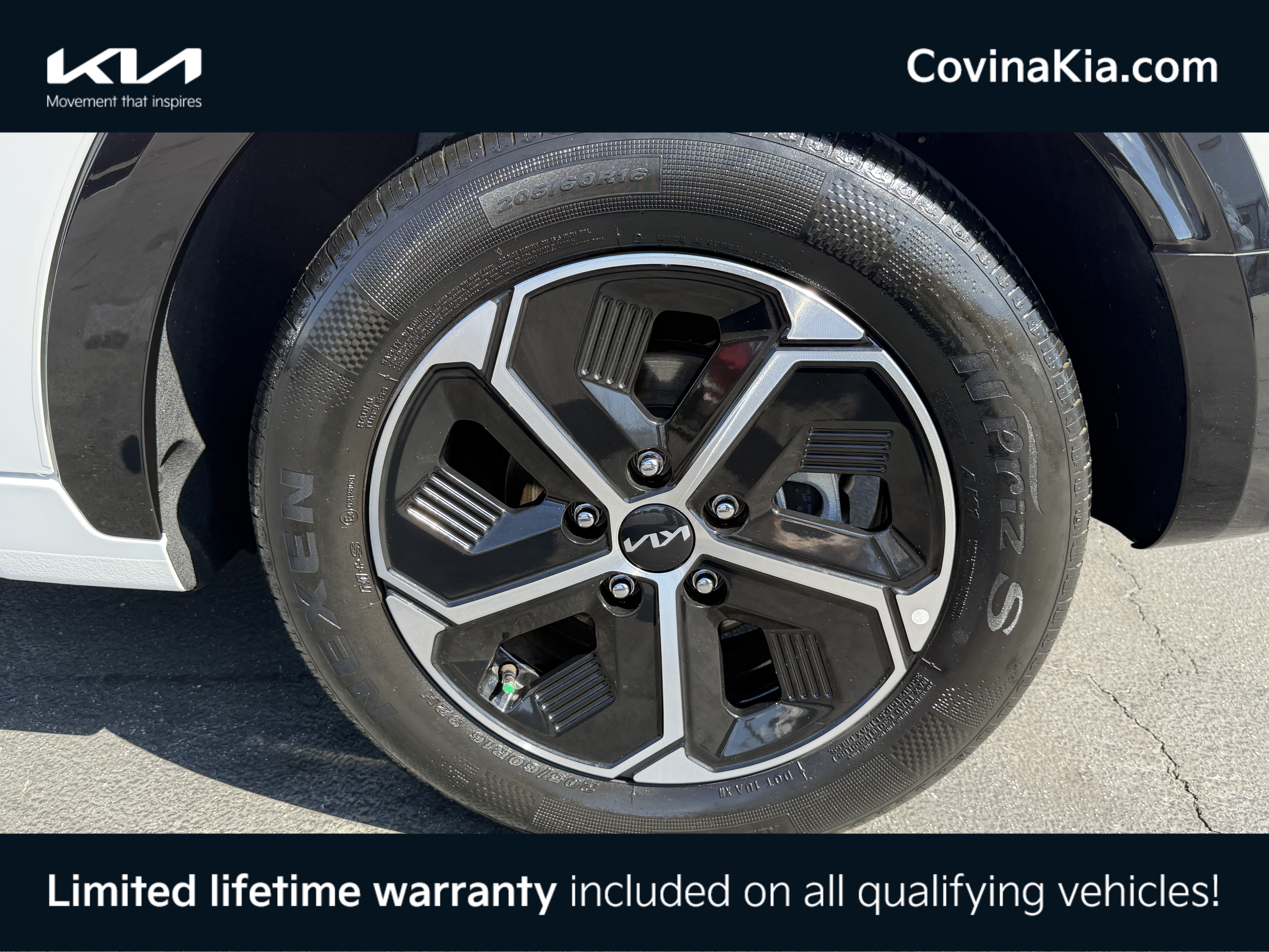 Certified 2023 Kia Niro FWD image 11