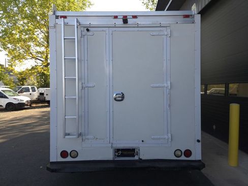 Used 2013 Ford E-350 and Econoline 350 Super Duty w/ PWR Locks & Windows Group image 10