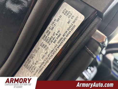 Used 2022 Jeep Grand Cherokee Overland w/ Luxury Tech Group IV image 48