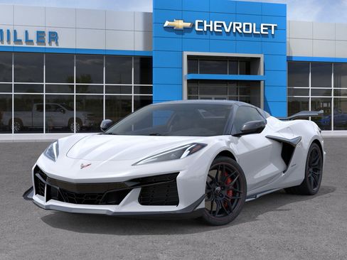 New 2025 Chevrolet Corvette Z06 w/ Z07 Performance Package image 39