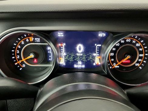 Used 2021 Jeep Wrangler Sport image 14