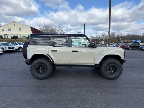 New 2025 Ford Bronco Raptor image 5