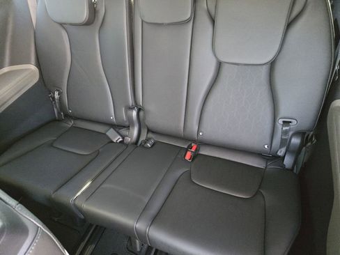 New 2026 Kia Carnival FWD image 20
