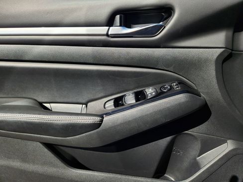 Used 2023 Nissan Altima 2.5 SV image 25