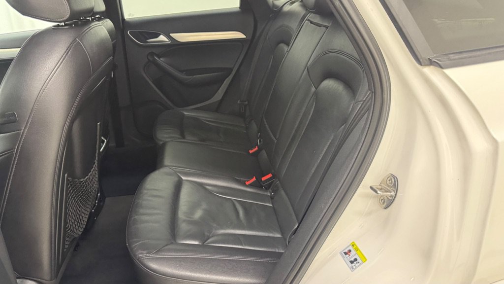 Used 2018 Audi Q3 2.0T Premium w/ Convenience Package FWD image 21