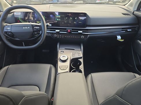 New 2026 Kia Sportage EX AWD/4WD image 13