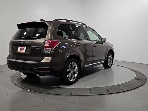 Used 2017 Subaru Forester 2.5i Touring w/ Popular Package #2 image 5