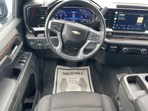 Used 2022 Chevrolet Silverado 1500 LT image 14