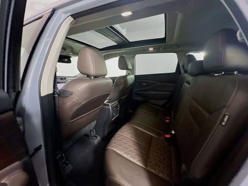 Used 2022 Nissan Murano Platinum w/ Cargo Package FWD image 24