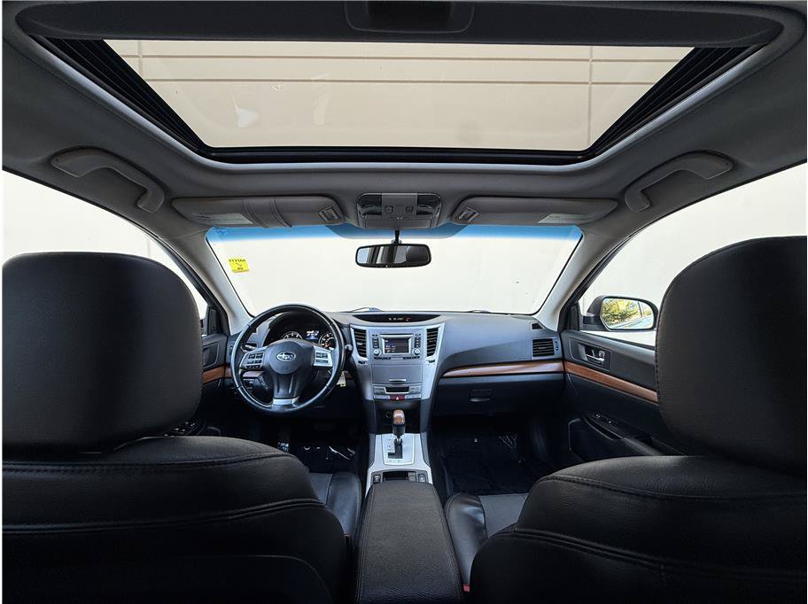 Used 2014 Subaru Outback 2.5i Limited w/ Moonroof Package AWD/4WD image 20
