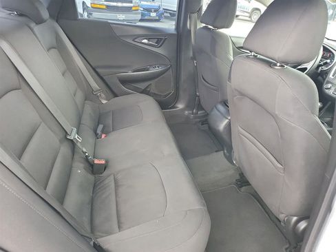 Certified 2020 Chevrolet Malibu LS image 17