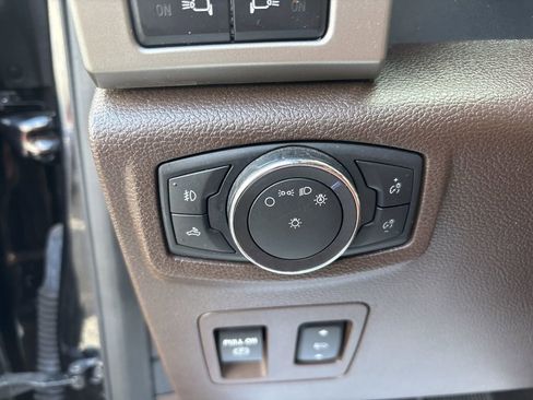 Used 2019 Ford F150 King Ranch w/ Equipment Group 601A Luxury image 22