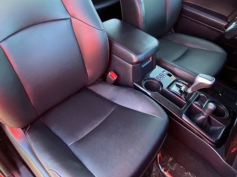 Certified 2024 Toyota 4Runner TRD Off-Road Premium image 12