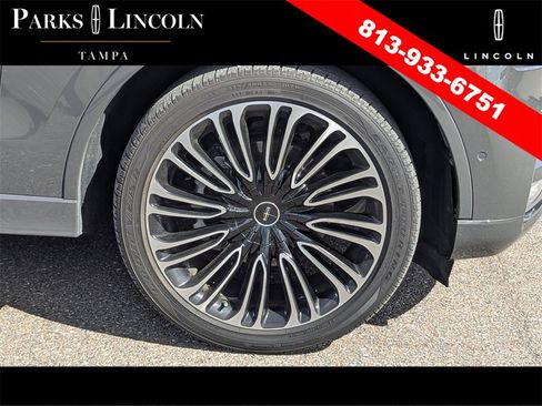 Certified 2023 Lincoln Aviator Black Label w/ Dynamic Handling Package image 30