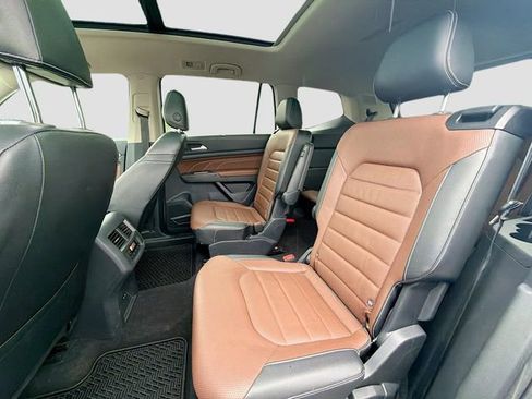 Used 2022 Volkswagen Atlas SEL Premium AWD/4WD image 22