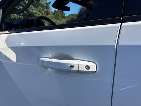 Used 2024 GMC Sierra 1500 Elevation image 26