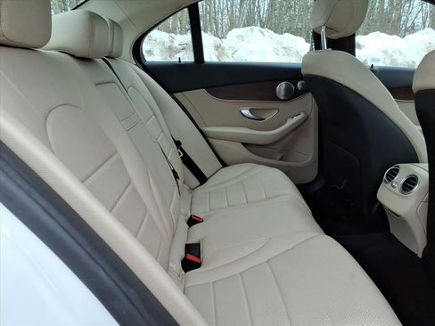 Used 2021 Mercedes-Benz C 300 4MATIC Sedan image 8